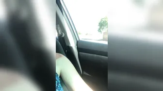 Holly_Holiday Masturbating_On_Public_Road ManyVids