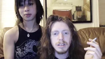 free_the_freak  Fingering Herself in webcam show