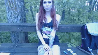 Petitepeachesx Risky-outdoor-smoke-and-play-w-squirt