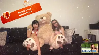 MaricaHase Christmas foot fetish gift ManyVids