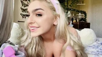 OnlyFans  Emily Rinaudo 33