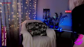 sweet_sexy_emi 4.10.2020 110 female chaturbate