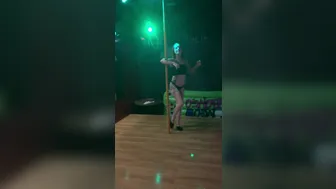 ittybittyautumn  18 11 2019 14404994 Update on what my dancing looks like today