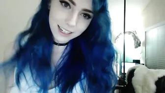 dawnbrooks  stripping for tokens in webcam chat