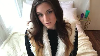KallMeKrystal Cozy Snow Bunny ManyVids