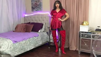 BrookeFoxx Red Boots & Black crotchless Pantyhose ManyVids