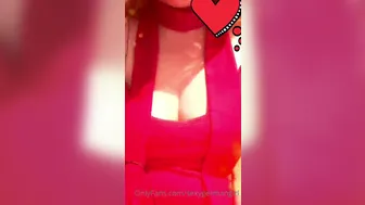 sexygermangirl 30 09.2020  8 I like to sing. Classics like this Elvis song but