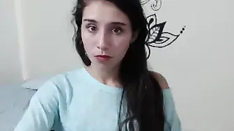 kloequeen  Horny slut Masturbation In Front Of Cam