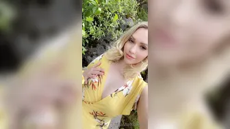 Mia Malkova onlyfans_20 06 12 Playing down by the river. 624x1232