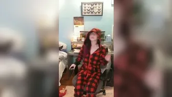 sexyserenab 08 04 2020 Posted this little box opening to my social media to g