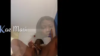 kaemari704 04 03 2020 Sexy Thick Cocoa babe pleasing herself for Zaddy (Kae M