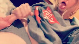 Ella Hollywood _OnlyfansHow I would get off when I was a humble budding femboi (12.05.2019)