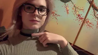 Ella Hollywood _OnlyfansNew collar, new dress (17.09.2019)