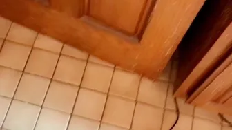 carmelaclutch 08 01 2020 BTS on set for a photoshoot. Taking pics for my new