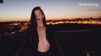 xmishacrossx 24 09 2019 The best part about living on the 13th floor and havi