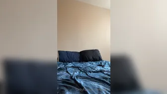 toricte 16 08 2020 You watch as the girl next door play with he