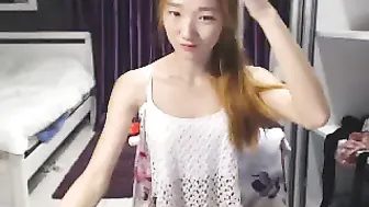 foxyhyuna  awesome MFC slut show