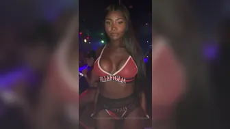 FOSHPOSH ????NAFEESAH TESANI onlyfans_5d3dc37b05fc0fa20ac8d