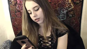 Princess Violette 30 09 2017 ignoring you while I text my friends and take selfies clip