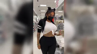 Brittanya Razavi (seebrittanya) OnlyFans (6)