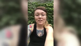 PUBLIC HAIRY LEGS, ARMPITS FEET TEASE