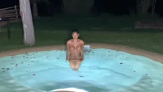 Emmanuelle Noire 5f538d2a7e1fdf5747b90 source