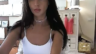 adrianna  webcam show