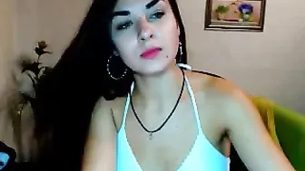 mila_bond  Spreads Pussy until Orgasm