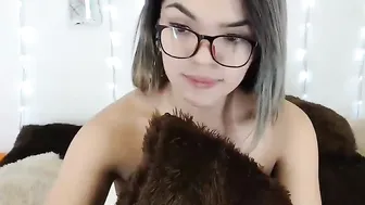 jessy_storm  Fast petting in webcam chat