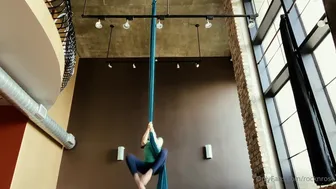 RocknRose onlyfans 20 06 05 26730020 Finally got to practice my silks again. I need my arms to get stronger so I .. 1920x1080