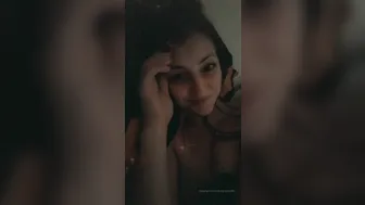 Katy Rose onlyfans 20 01 08 11321357 Good morning guys . I wake up and go to the center .. I wish you Go .. 720x1280