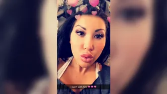 August Taylor onlyfans 17 08 25 491010 Oh no baby  what is you doin 540x960