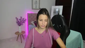 naivebby01 5.04.2021 053_female chaturbate