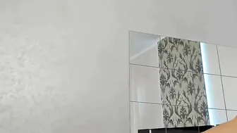 abbigail  Fucked herself for a couple of tokens