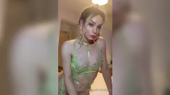 Lara Gabi aka gabrielalara onlyfans (2020.11.09) Lara Gabi (Vert.) (4)