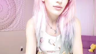 cherrycrush  finger pussy fuck for tokens