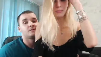 urellla  horny slut fingering