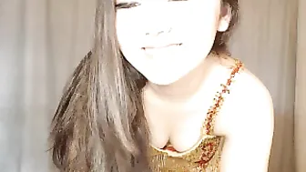 asirachong  showing off her huge ass