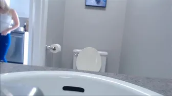 Missbehavin26 Attractive females