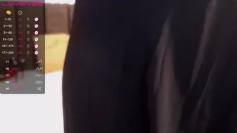 aimeekelly_ busty slut caresses shaved pussy