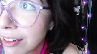 yarroween  slut Shakiness her Ass