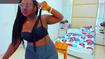 naomi_king_22092021_2102_female_chaturbate