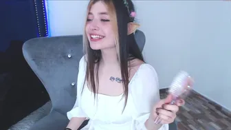 caroline_james_27092021_1620_female_chaturbate (1)