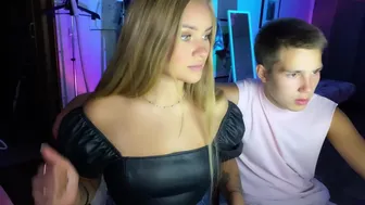 malbontess_12082021_2347_couple_chaturbate