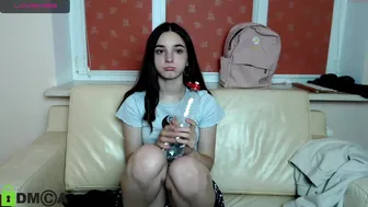 cookieiam_19082021_0119_female_chaturbate