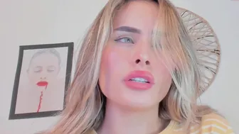 antonia_savatto__25092021_0945_female_chaturbate