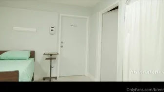 Brenna Sparks aka brennasparks onlyfans_(2020-12-19) My patient @pfbhangsxxx was experiencing Cockbig  19 sy