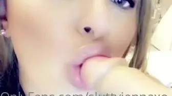xojennaxo_5ea41d1409354ae4a19fd
