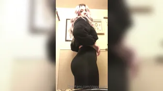 ziggy_starr_0gluvf6vci9jjtjid63ae