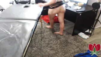 petitegoddess  Wants to masturbate and earn money